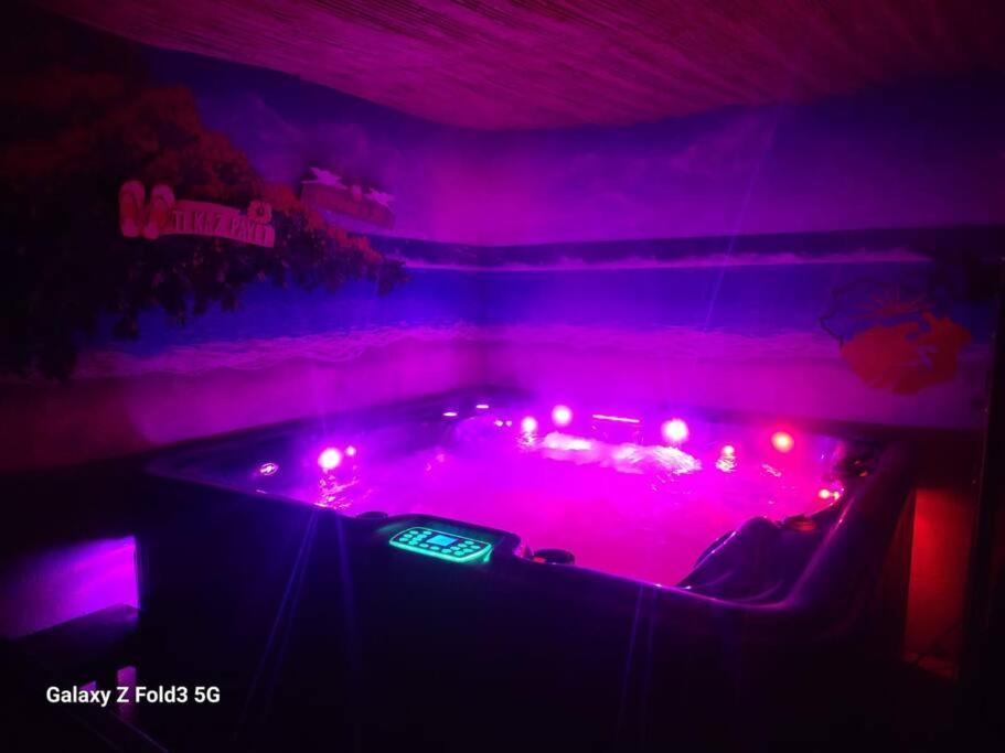 Studio Avec Terrasse Et Jacuzzi Valbonne Exterior photo