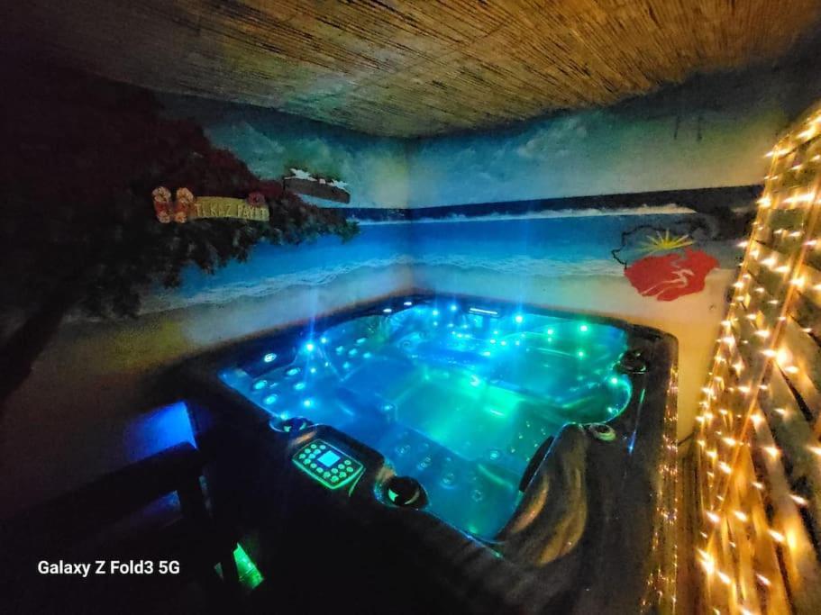 Studio Avec Terrasse Et Jacuzzi Valbonne Exterior photo